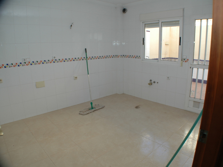133-town-house-for-sale-in-los-alcazares-1450-large