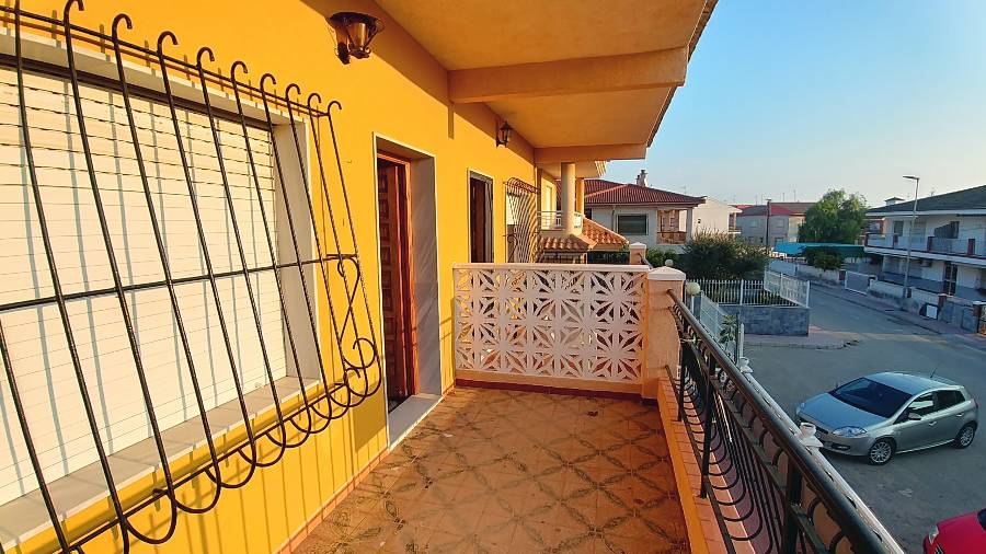 223-apartment-for-sale-in-los-alcazares-2750-large